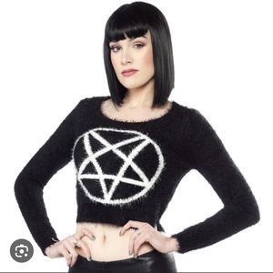 PENTAGRAM FUZZY CROP